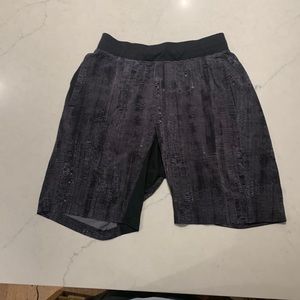 LULULEMON grey and black athletic shorts 9”